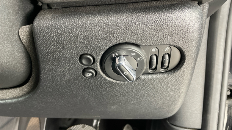 MINI Hatchback 1.5 Cooper Exclusive II 5dr Auto Petrol Hatchback